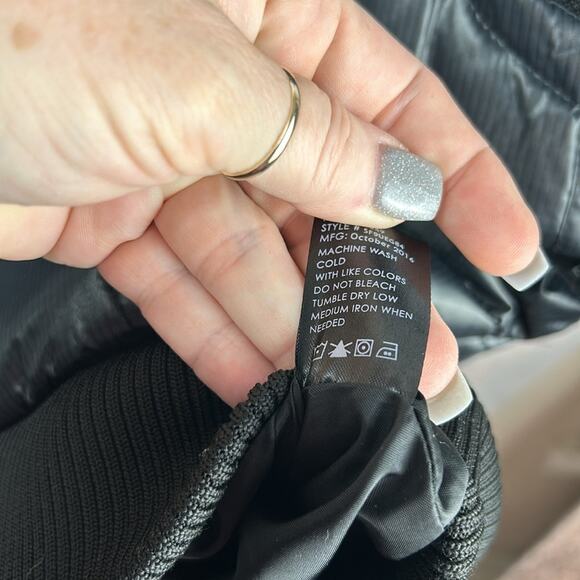 Steve's Jeans Vest  Black Puffer Zip Snap Pockets Mock Neck Hidden Hood Size 2XL - Picture 10 of 10
